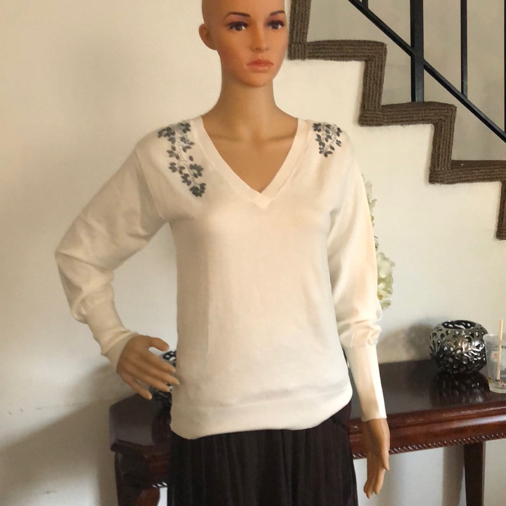 Sofia jeans pullover sweater